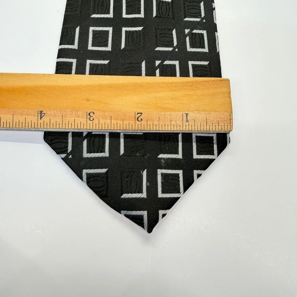 Giorgio Armani Mens Silk Tie Black Silver Geometric Square Pattern Made in Italy